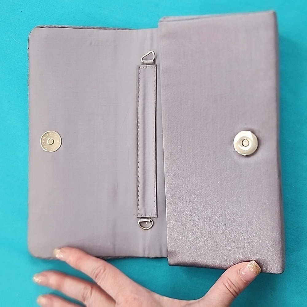 Silver Rhinestone Clutch - Picture 6 of 10